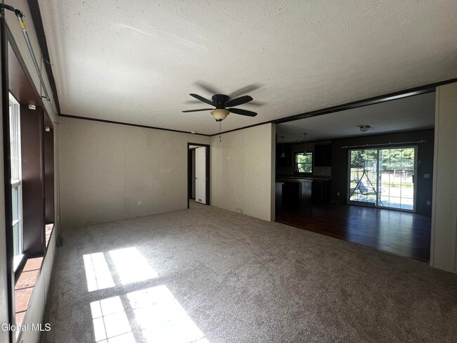 Building Photo - 362 Hoags Corners Rd