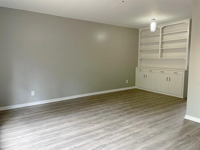 Foto del edificio - 402 Giddings Ln