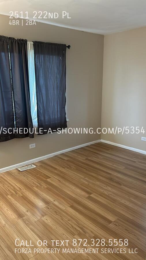 Foto del edificio - 2511 222nd Pl