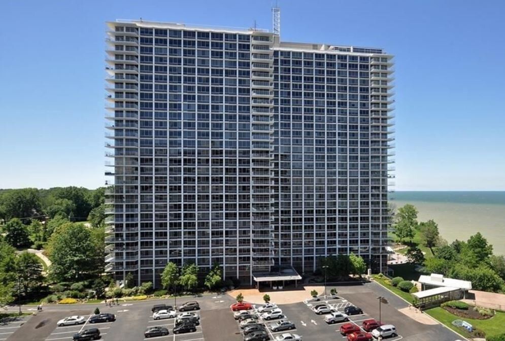 12700 Lake Ave, Lakewood, OH 44107 Condo for Rent in Lakewood, OH
