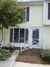 Building Photo - 109 Oakmont Dr