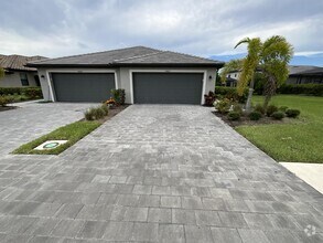 Building Photo - 14001 Pine Lodge Ln