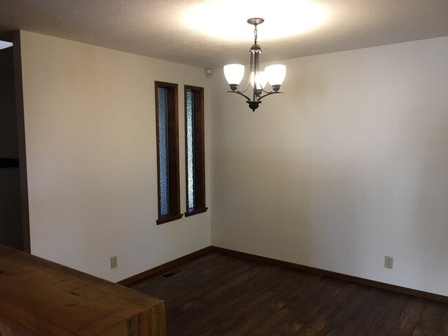 Building Photo - SE Bend neighborhood on 0.83 acres
