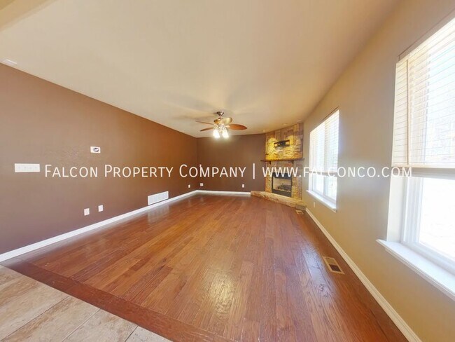 Photo - 119 Lake Ave House