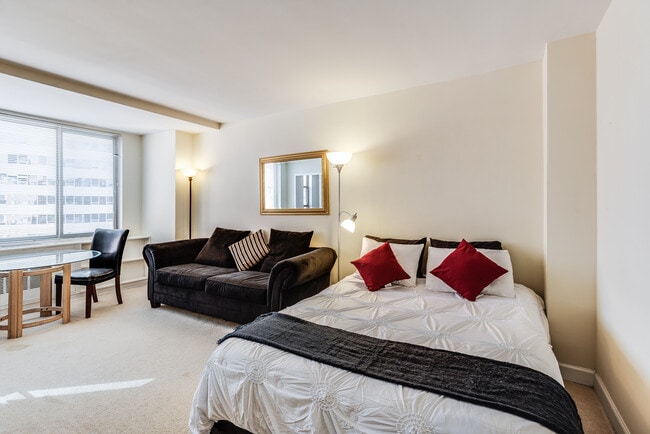 Foto del edificio - 1121 ARLINGTON Blvd