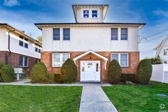 Building Photo - 51 Thorman Ave