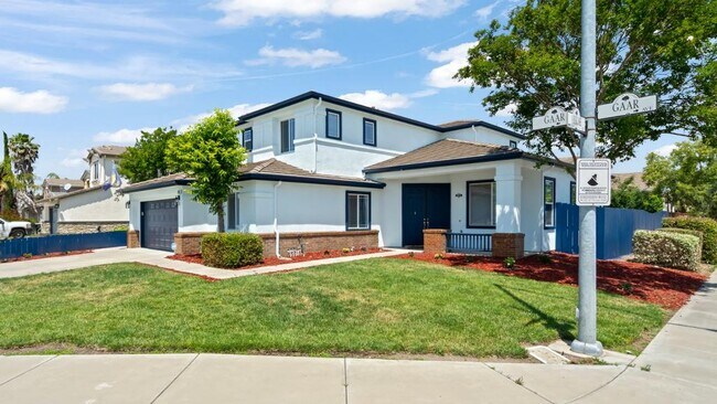 Building Photo - Gaar Ct