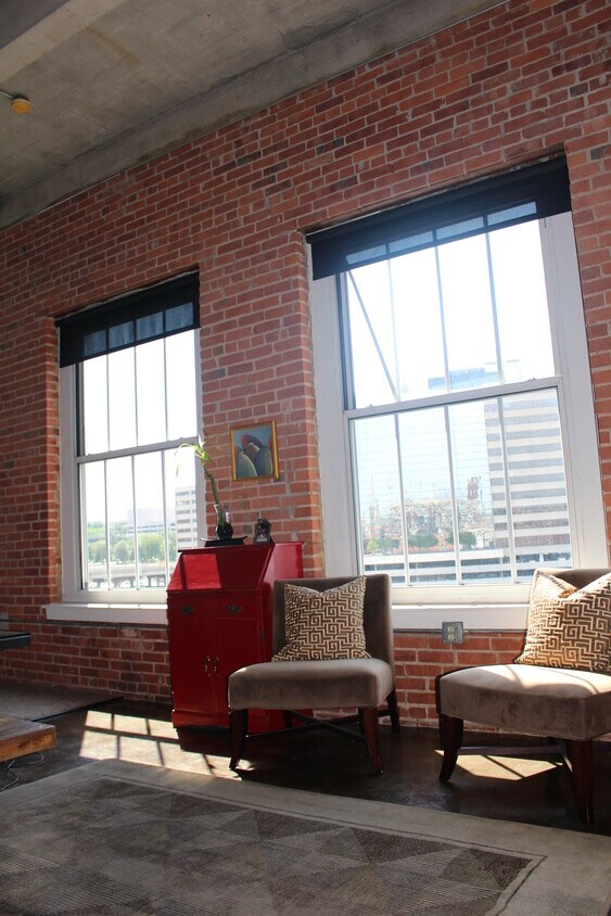 2029 Wyandotte St Unit 301, Kansas City, MO 64108 Condo for Rent in