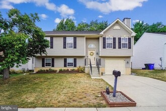 Building Photo - 813 Geronimo Dr