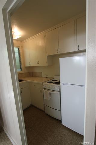 Building Photo - 2208 Aloha Dr