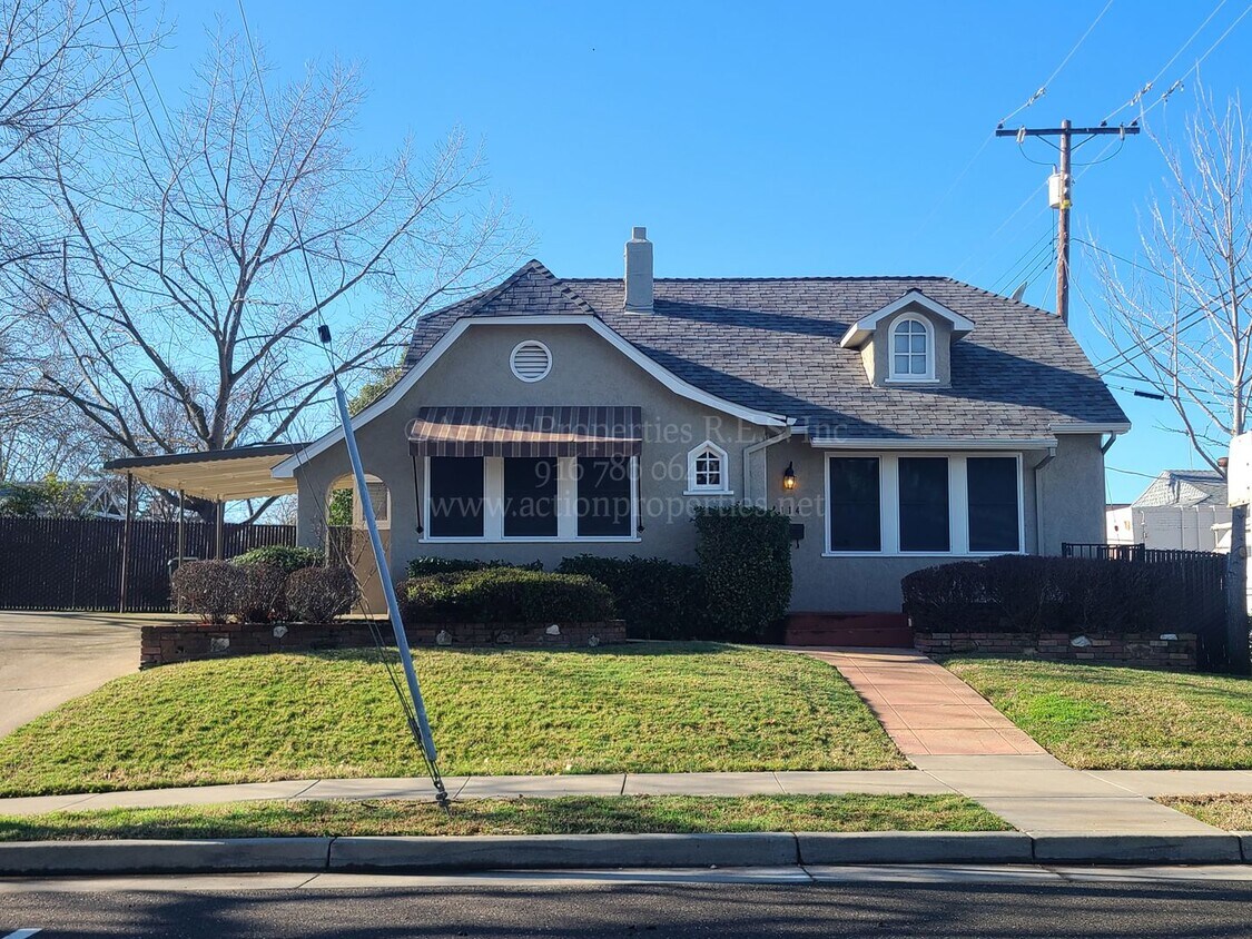 Primary Photo - All New - Charming Roseville, (Central) 2 ...