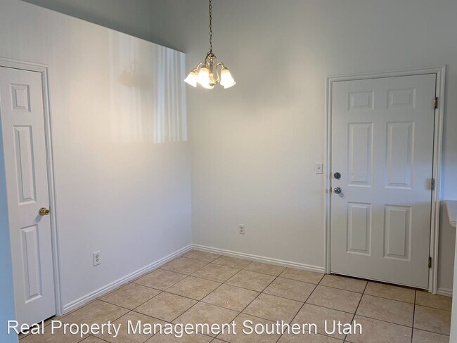 Foto del edificio - 3 br, 2 bath House - 229 South 2700 East