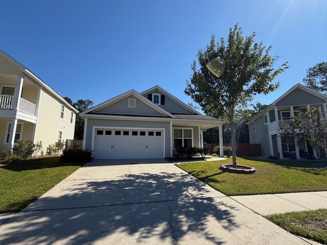 Primary Photo - 3 Bedroom 2 Bath House in Brickhope Greens...