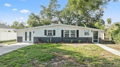 Building Photo - 8703 Driftwood Dr
