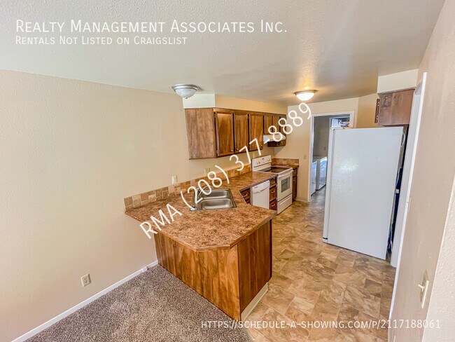Building Photo - 6891 W Irving Ln