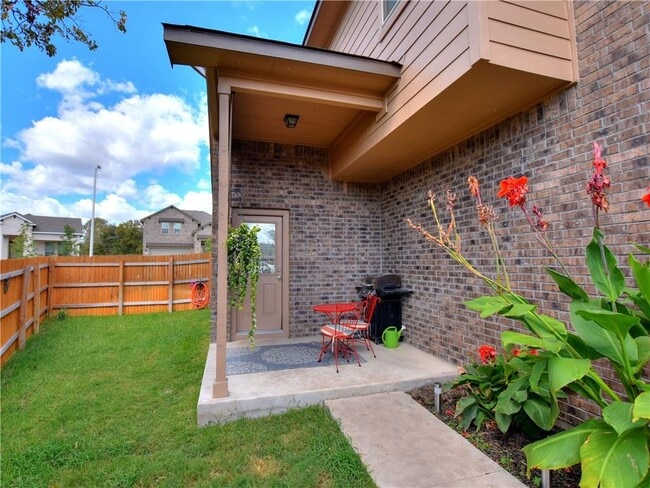 Building Photo - 1452 Hamiltons Wy