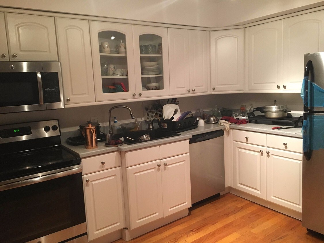 Foto principal - 106 13th St