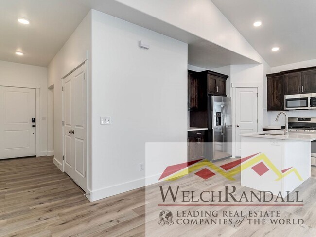 Building Photo - 2 Bedroom 2 Bath 2020 single family home "...