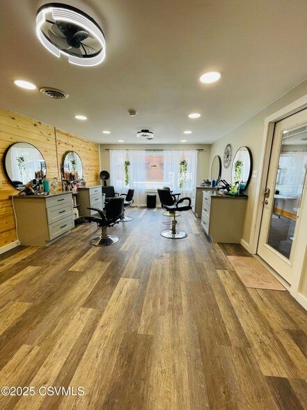 Foto del edificio - 17 Bound Ave