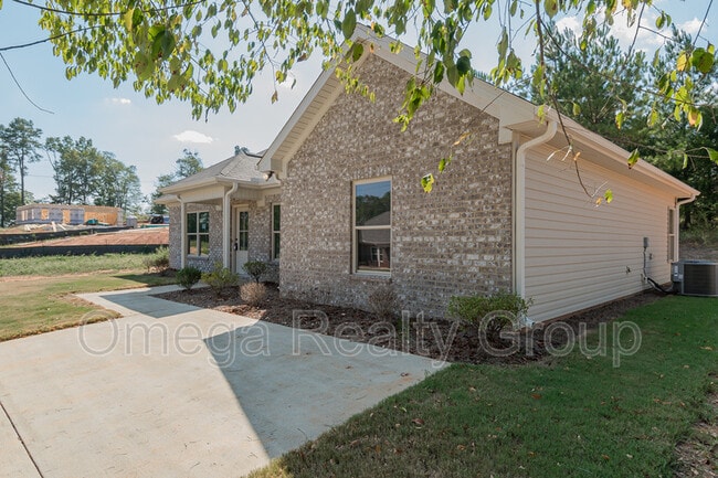 Building Photo - 30 Hadley Ct