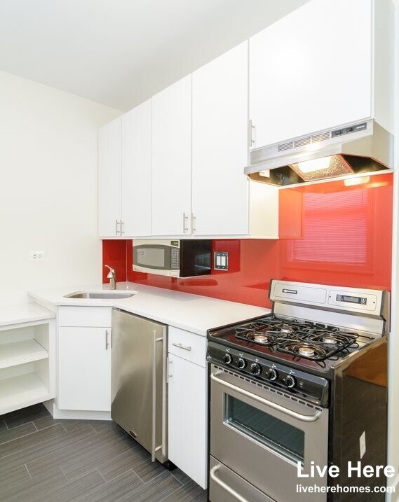 Foto del edificio - 2890 N Clark St