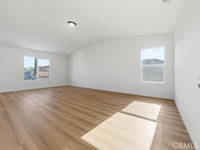 Foto del edificio - 2775 S Buena Vista Ave