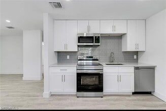 Building Photo - 4415 Thomasson Ln