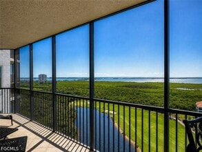 Building Photo - 23540 Via Veneto