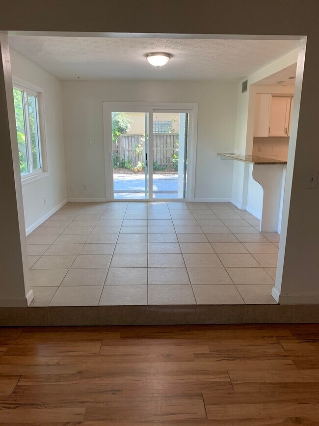 Foto del edificio - 26 Linda Mar Dr