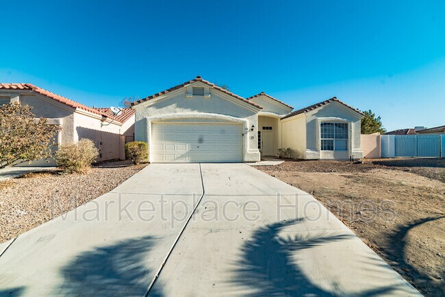 Building Photo - 316 Lingering Ln