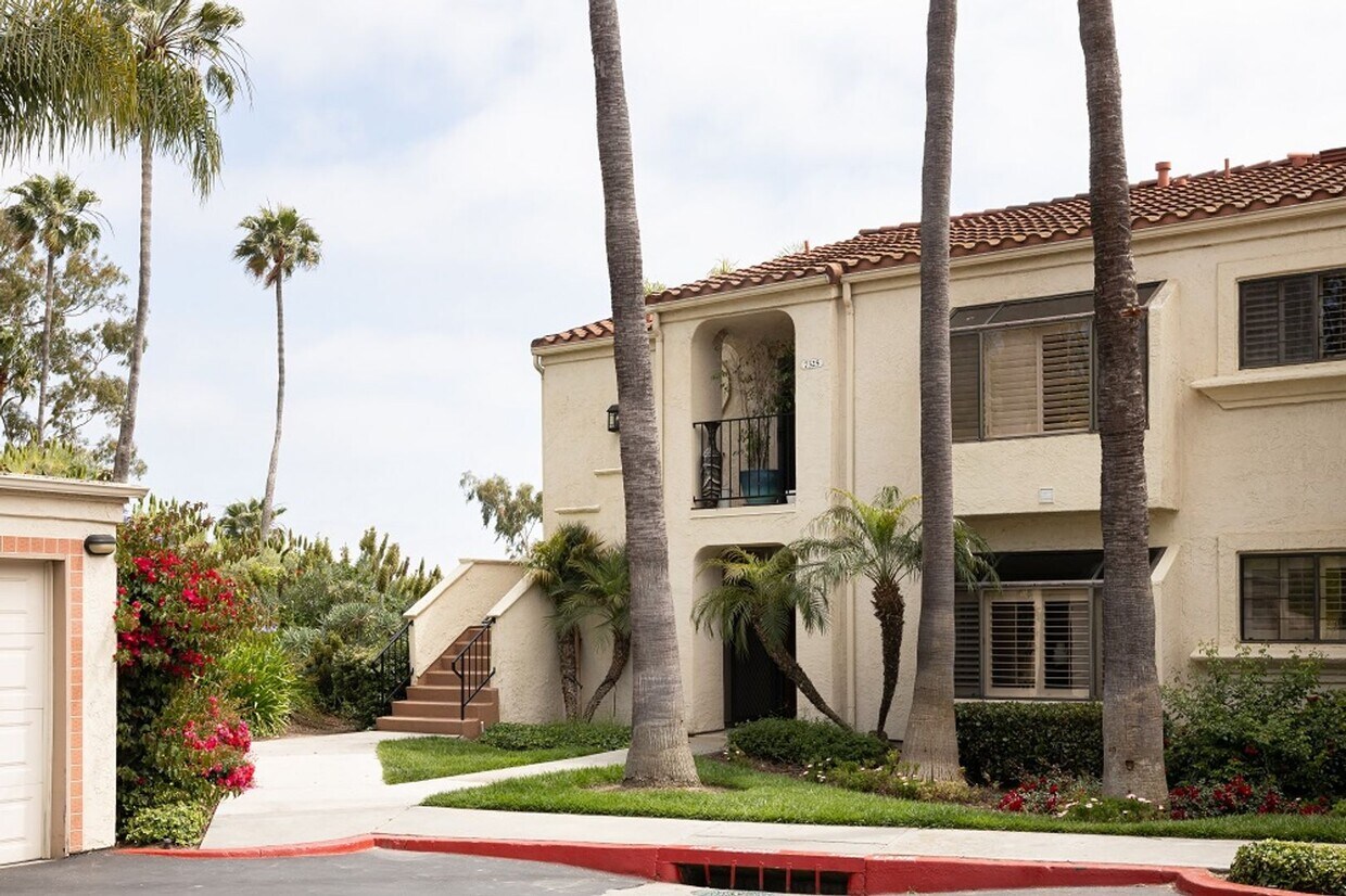 Primary Photo - Experience Breathtaking Views from this Se...