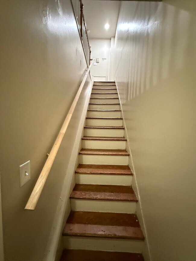 Foto del edificio - 611 N 32nd St