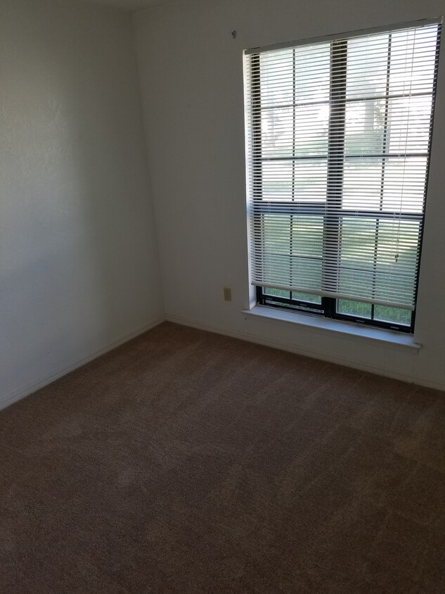 Foto del edificio - 202 N Centennial Pkwy