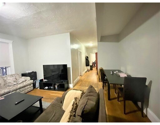 Primary Photo - 468 Park Dr