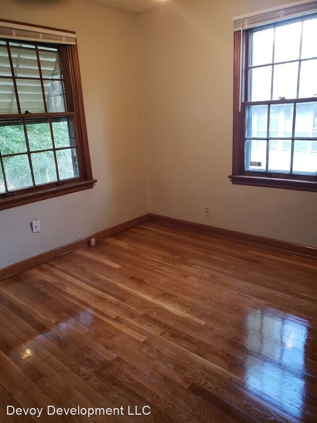 Building Photo - 3 br, 1 bath House - 1207 Bakewell