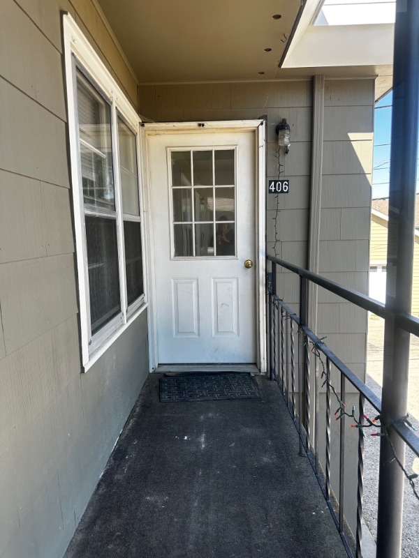 Foto del edificio - 406 S Kimball St
