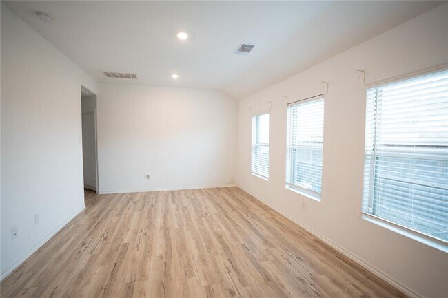 Building Photo - 7839 Sundrop Hl Trl