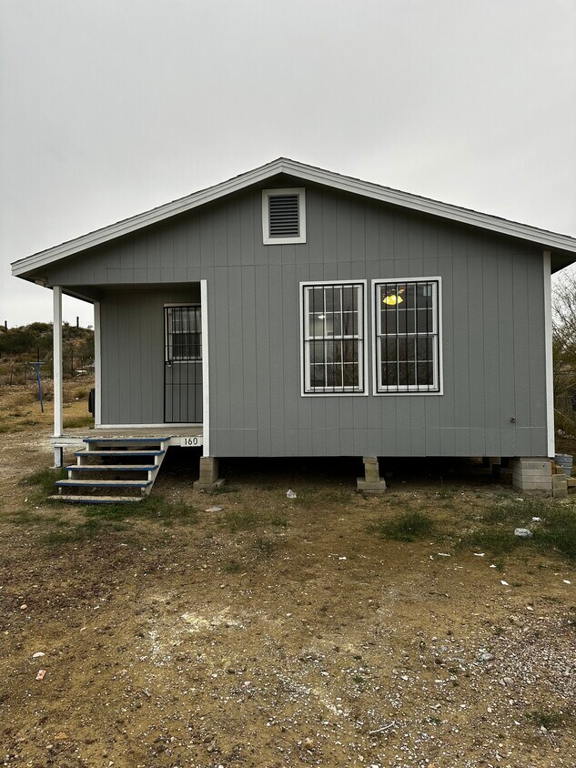 Foto principal - 160 Pleasant Dr