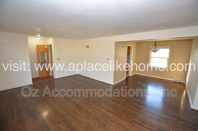 Foto del edificio - 4952 N Garfield Ave