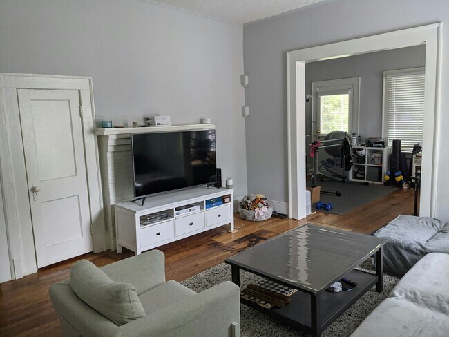 Building Photo - 202 Drexel Ave