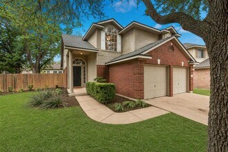 Building Photo - 9109 Hoffman Cove