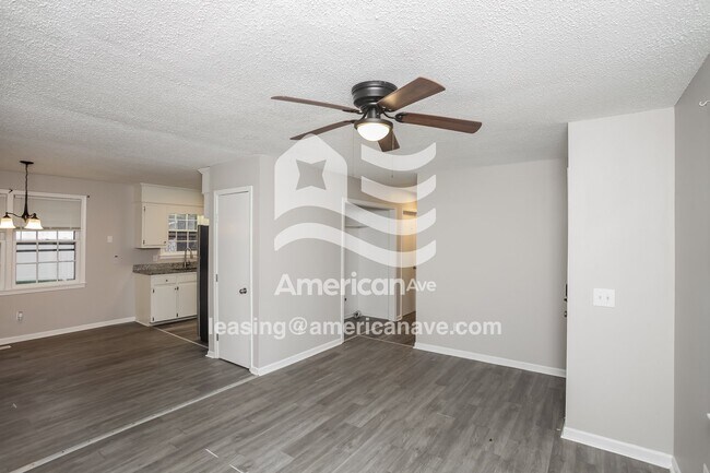 Building Photo - 100 Black Oak Rd