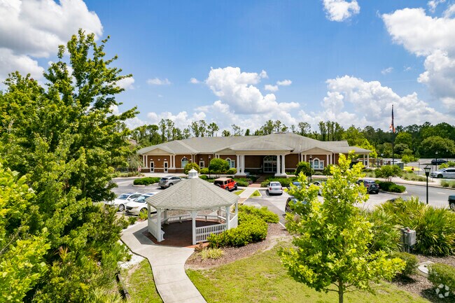 The Westchase Library also has some outdoor seating areas.