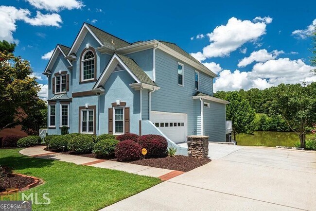 Foto del edificio - 225 Heritage Lake Dr
