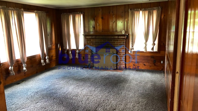 Building Photo - 3806 S Canby St