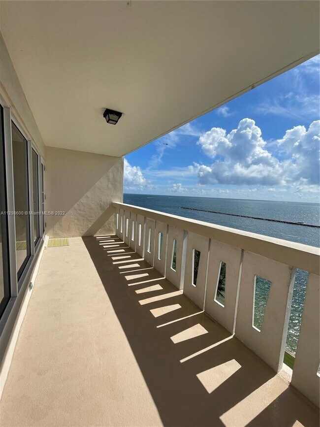 2100 S Ocean Dr Unit 11K photo'