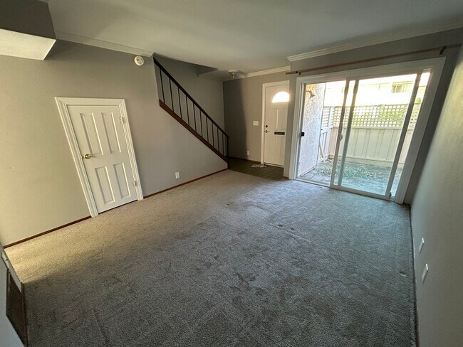 Foto del edificio - 1365 Terra Nova Blvd