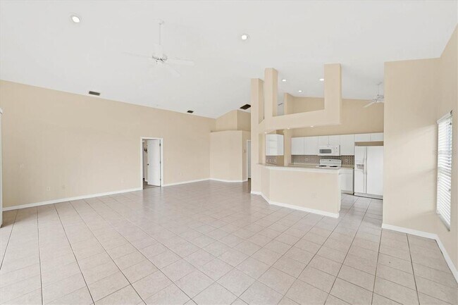 Building Photo - 6006 Chaparral Ave
