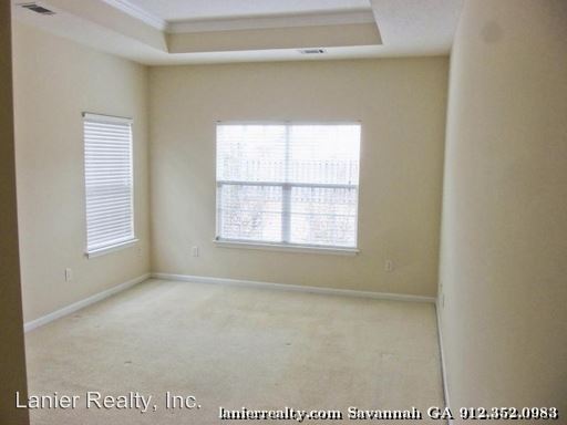 Building Photo - 396 Stonebridge Cir