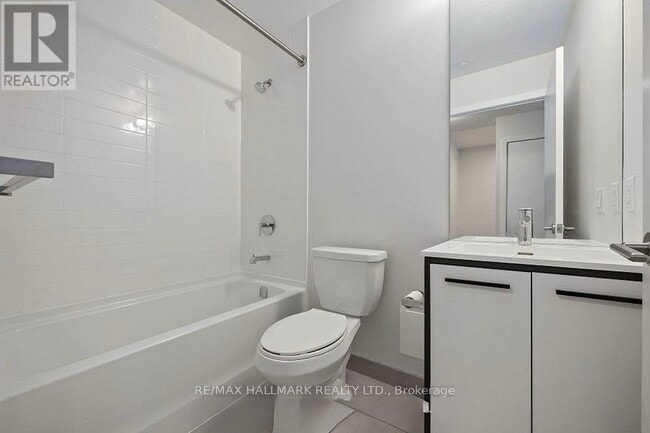 Building Photo - 185 Deerfield Rd